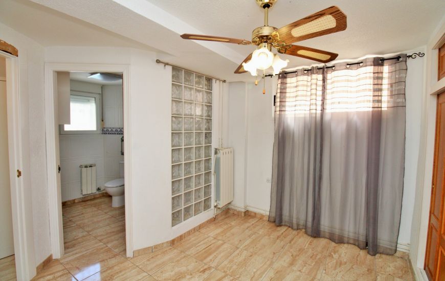 Sale - Villa - Villamartin