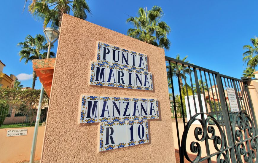 Sale - Apartments - Punta Prima