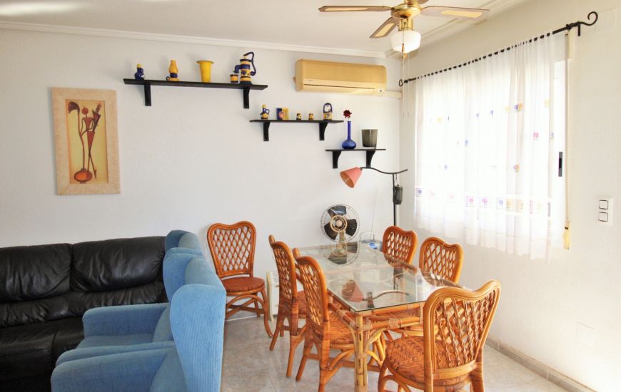 Sale - Rijtjeshuis - Villamartin