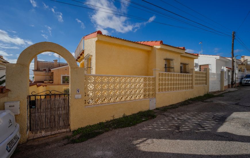 Sale - Villa - Ciudad Quesada