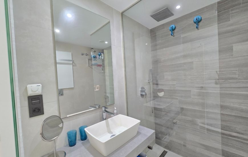 Sale - Apartment / Flat * - Orihuela Costa *