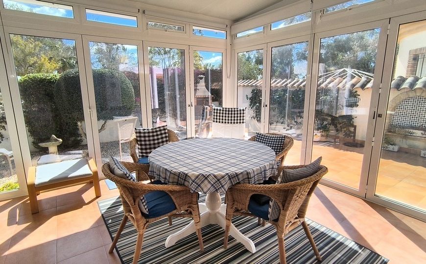 Sale - Villa - El Raso