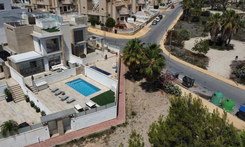 Sale - Villa - Orihuela Costa