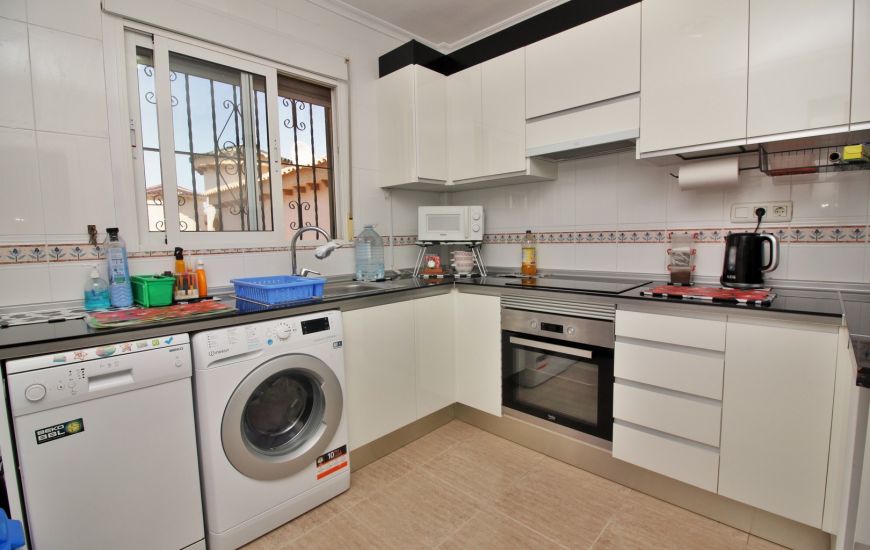 Sale - Villa - Villamartin