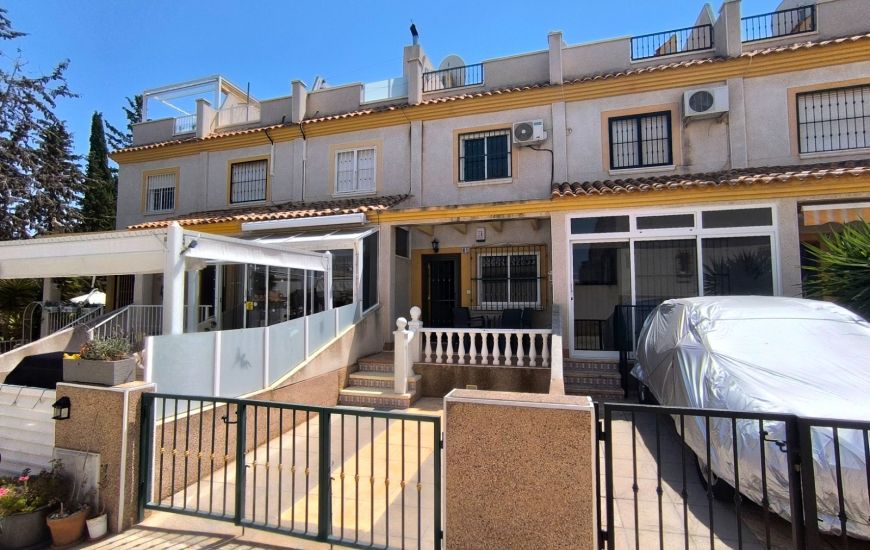 Sale - Rijtjeshuis - Algorfa