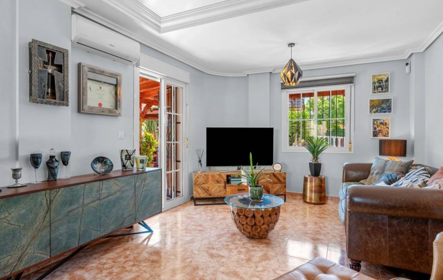 Sale - Villa - Algorfa - La Finca Golf