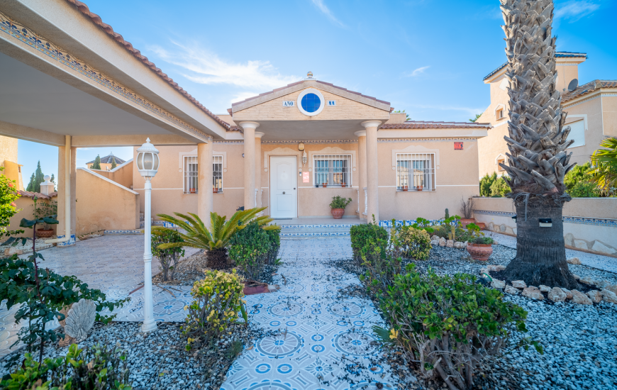 Sale - Villa - Ciudad Quesada