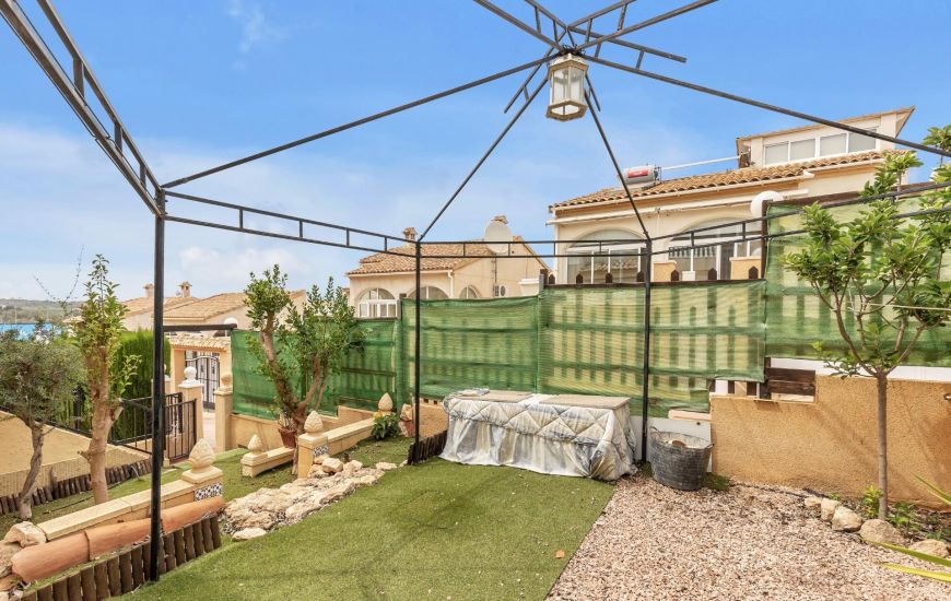 Sale - Bungalow - Orihuela Costa