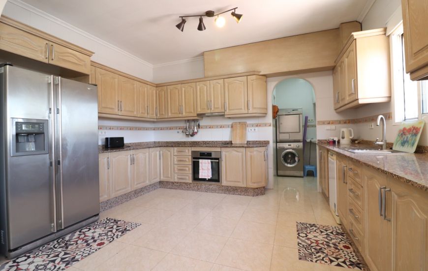Sale - Finca - Catral