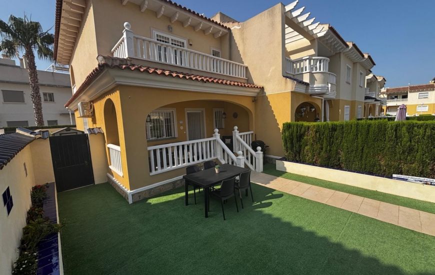 Sale - Semi Detached - Ciudad Quesada