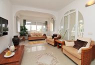 Sale - Villa - Villamartin
