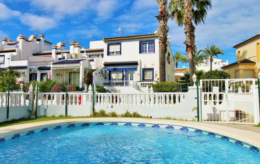 Sale - Townhouse - Villamartin