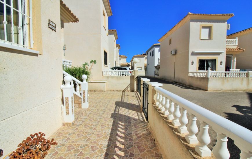 Sale - Villa - Playa Flamenca