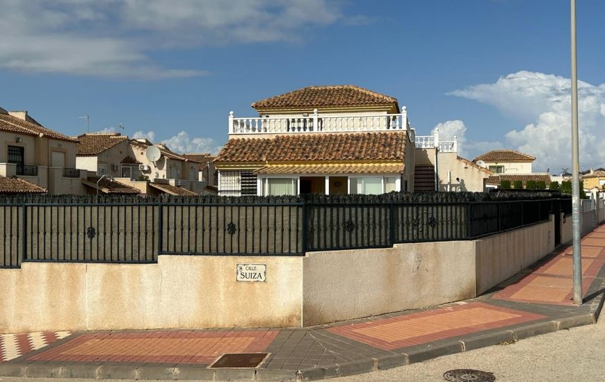 Venta - Villa - Algorfa