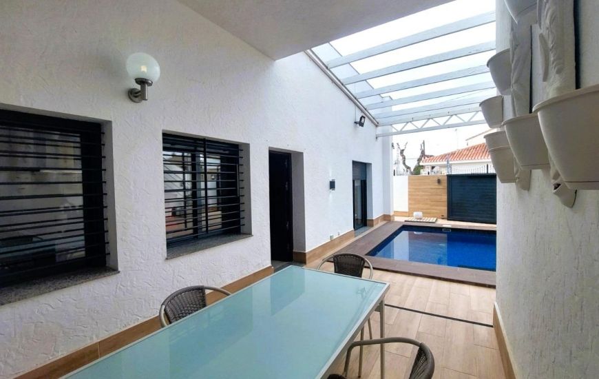 Sale - Villa - Pilar de la Horadada