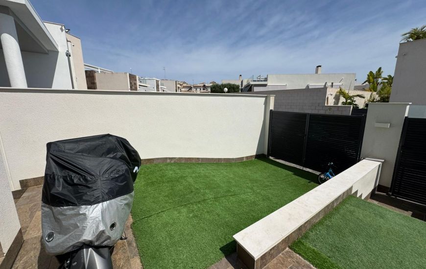 Sale - Villa - Orihuela Costa