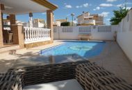 Sale - Villa - Pilar de la Horadada