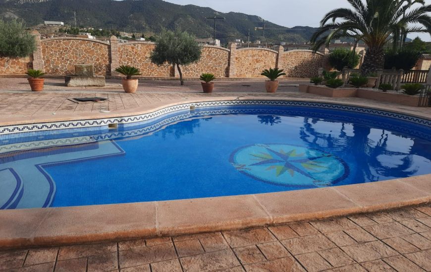 Sale - Villa - Hondón de las Nieves