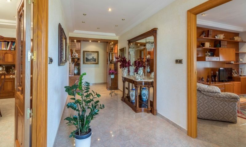 Sale - Villa - Elche