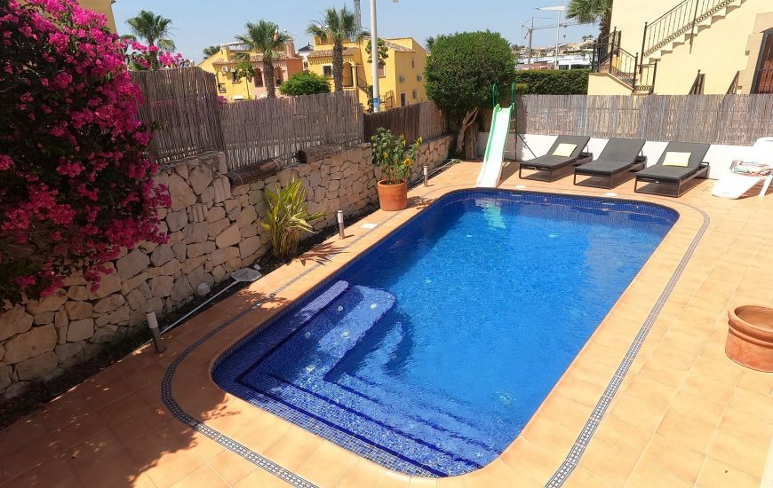 Venta - Villa - Algorfa