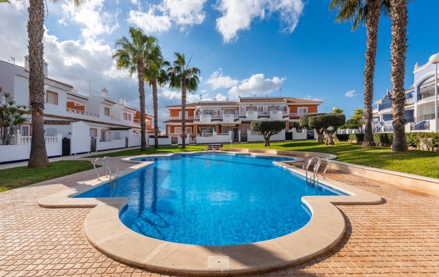 Venta - 2. Townhouse - Ciudad Quesada