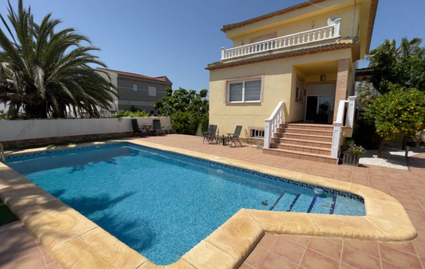 Sale - Villa - Benijófar - 