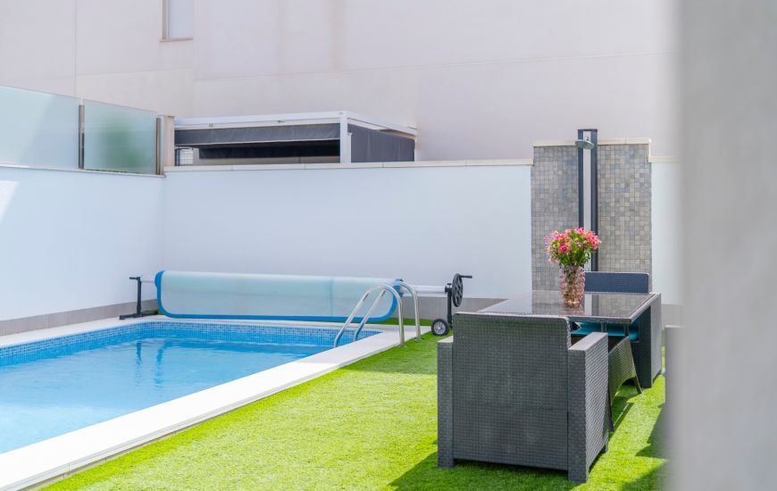 Venta - Villa - Torrevieja