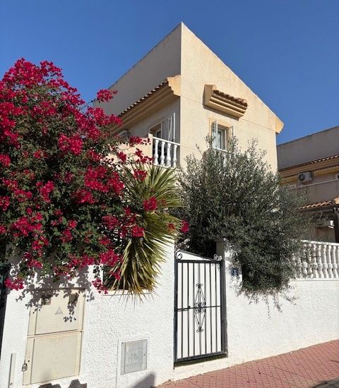Sale - Villa - Ciudad Quesada Sale - Villa - Ciudad Quesada