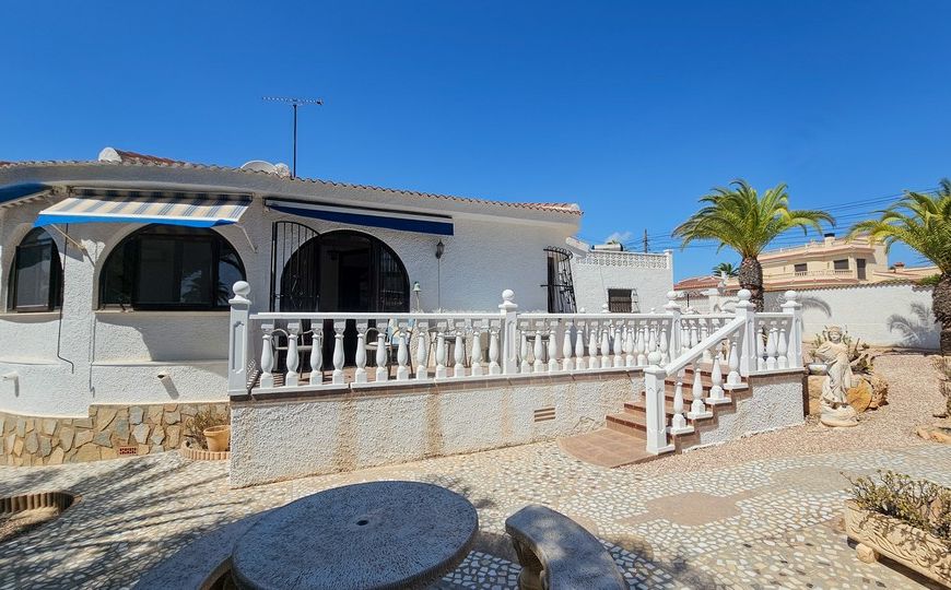 Sale - Villa - Ciudad Quesada