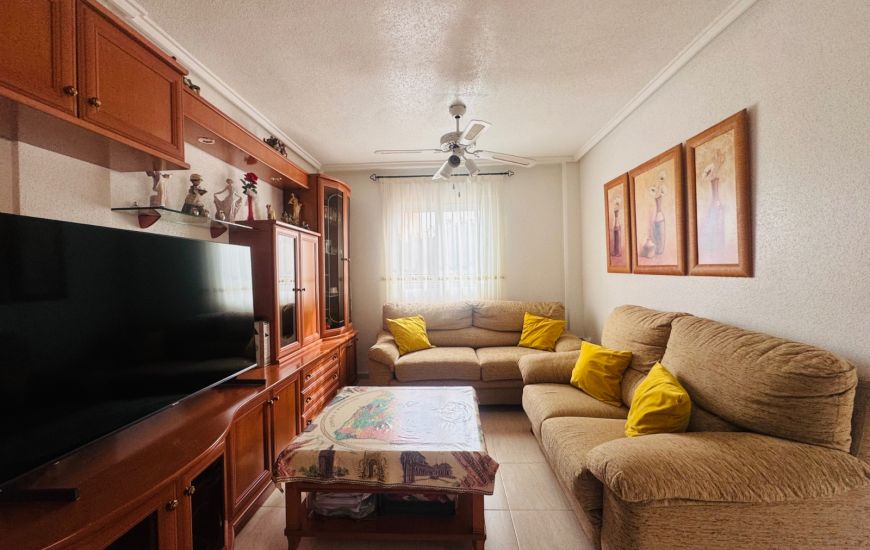 Sale - Half Vrijstaand Huis - Ciudad Quesada
