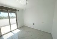 Sale - Semi Detached - Daya Nueva