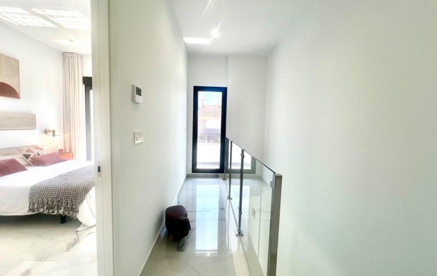 Sale - Villa - Torrevieja