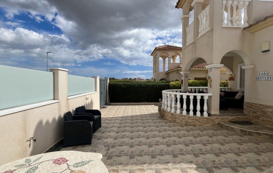 Venta - Villa - Algorfa