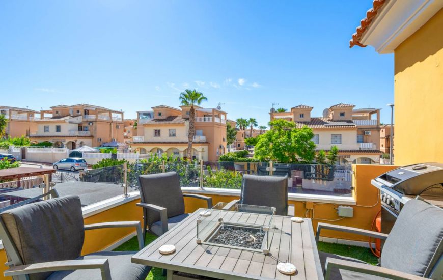 Venta - Villa - Algorfa
