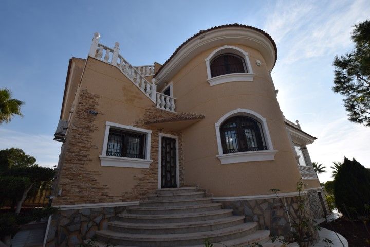 Sale - Villa - Ciudad Quesada