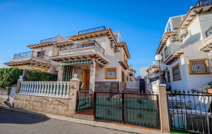 Sale - Semi Detached - La Zenia