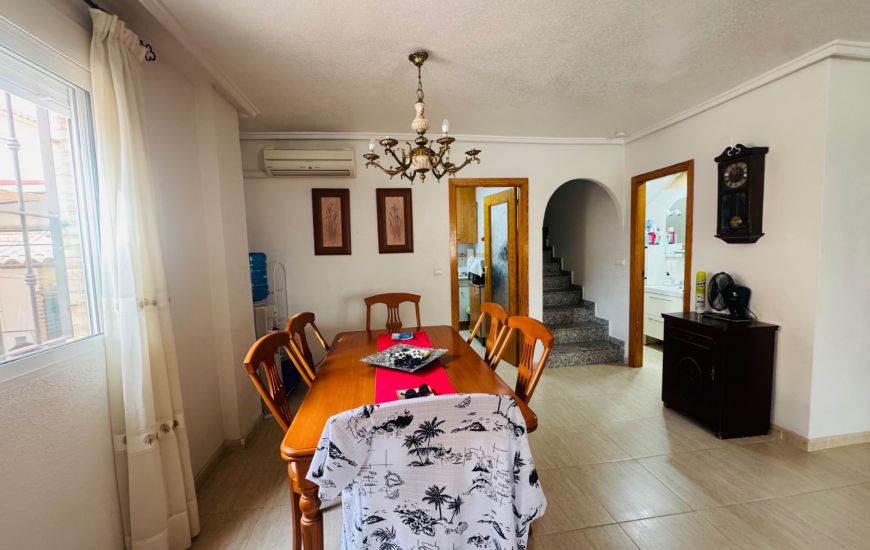 Sale - Half Vrijstaand Huis - Ciudad Quesada