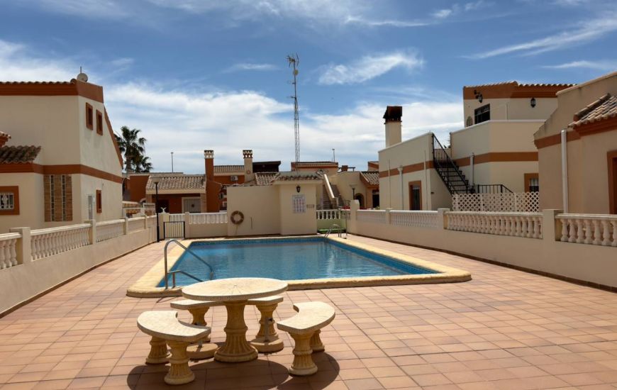 Sale - Villa - Guardamar del Segura