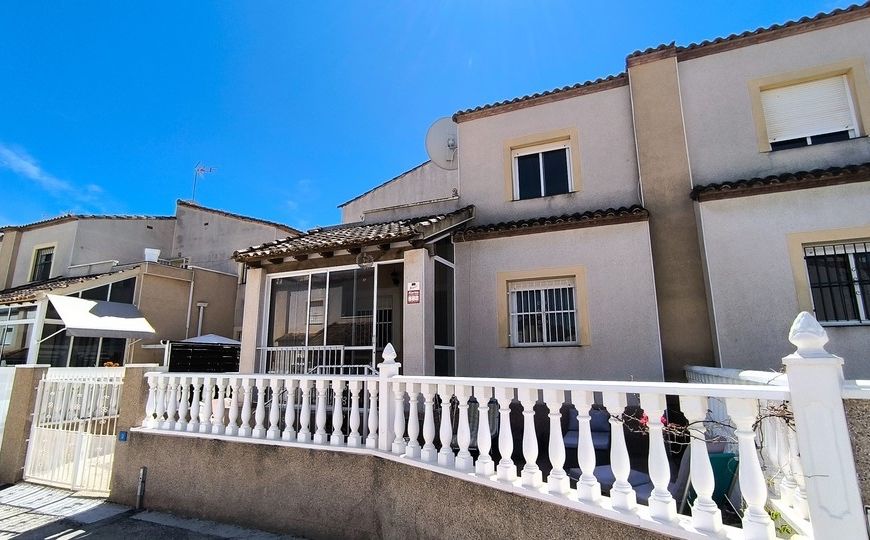 Sale - Half Vrijstaand Huis - Algorfa