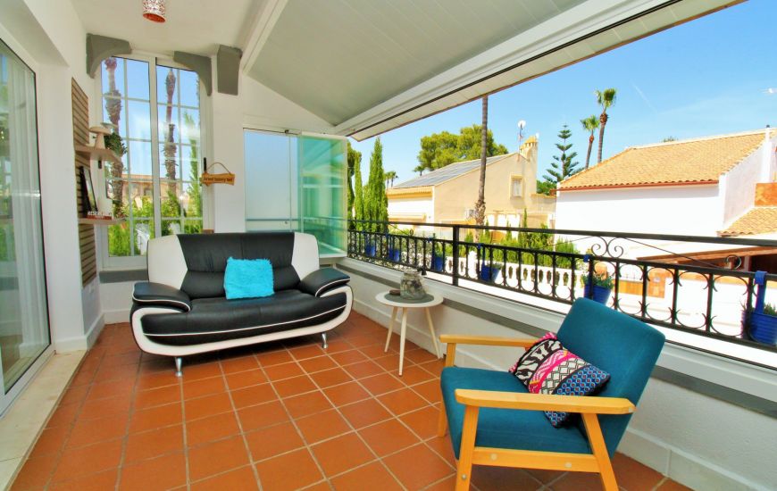 Sale - Villa - Villamartin