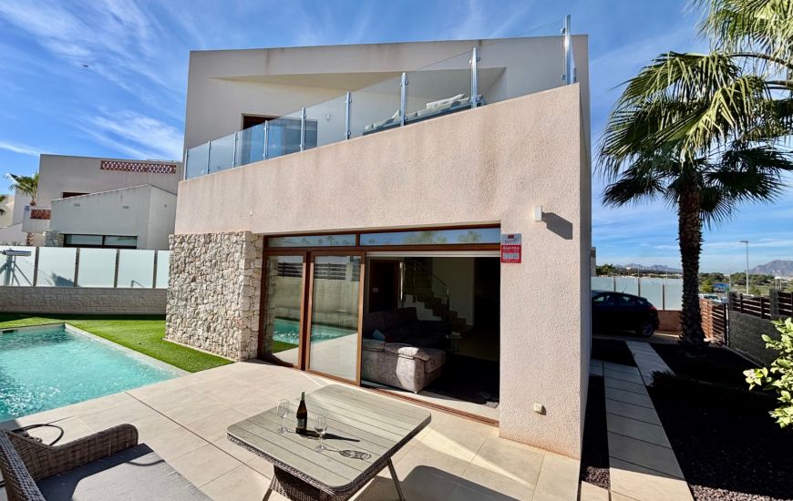 Sale - Villa - Benijófar - 