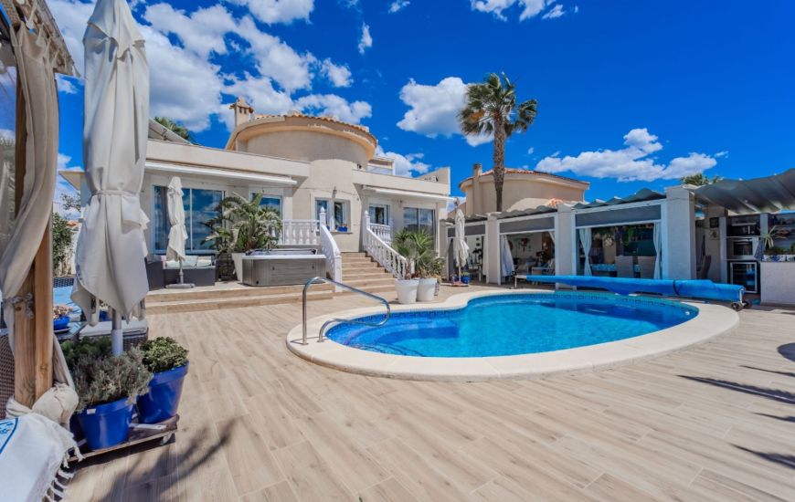 Sale - Villa - Ciudad Quesada
