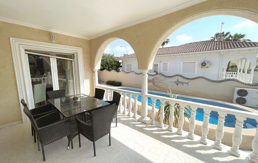 Sale - Villa - Ciudad Quesada