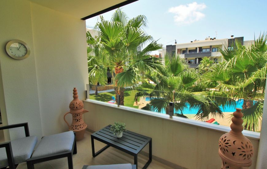 Sale - Apartments - Villamartin