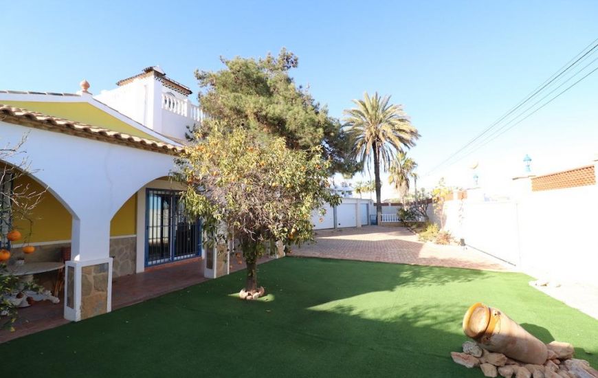 Sale - Villa - Orihuela Costa