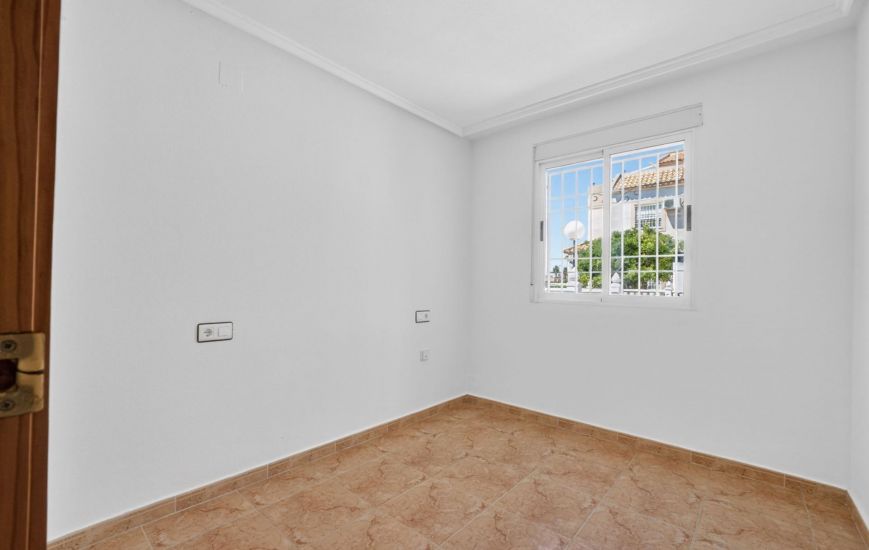 Venta - Ground Floor - Torrevieja