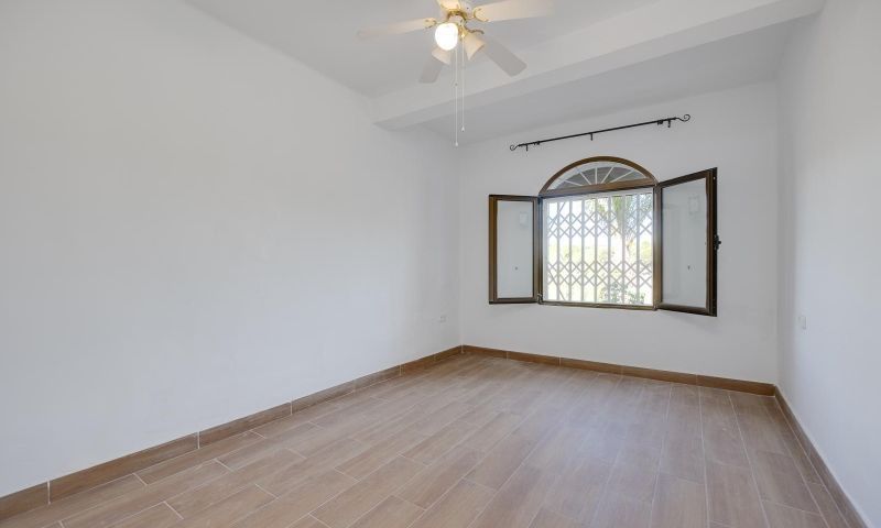 Venta - Casa Adosada - Villamartin