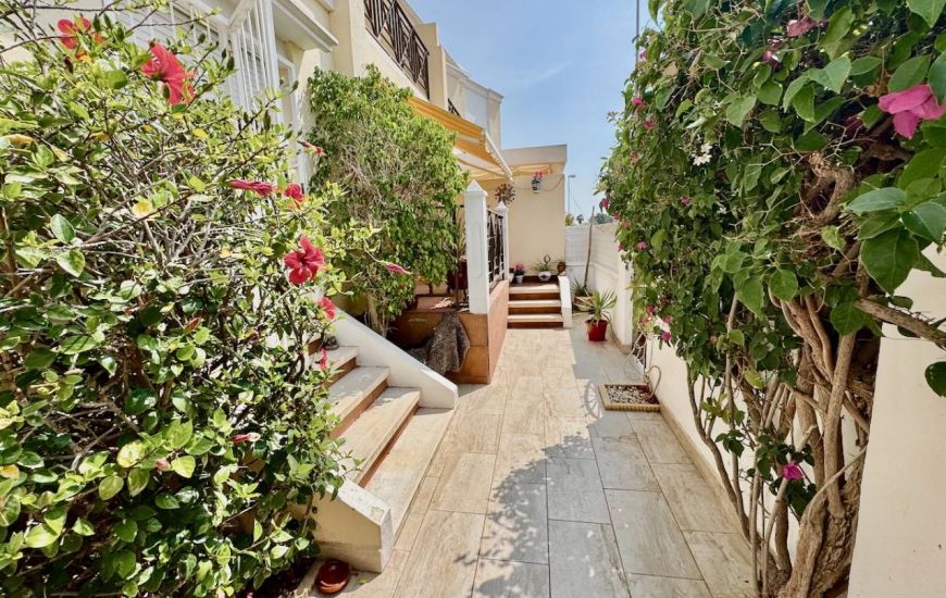 Sale - Villa - Ciudad Quesada
