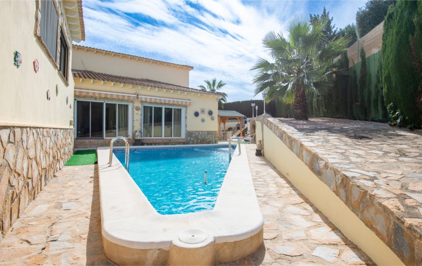 Sale - Villa - Algorfa