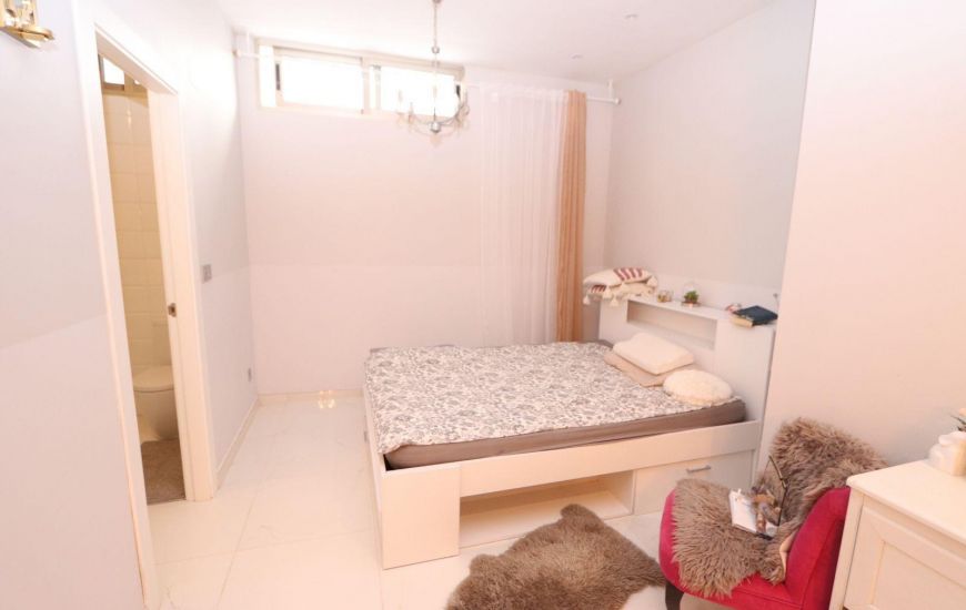 Sale - Villa - Orihuela Costa